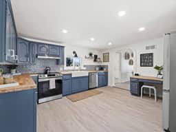 Coffee bar - Brew a French press or your own K-cups or drip coffee . We provide fresh ground coffee, K-cups, tea, sugar, stirrers, creamer, to go cups with lids.